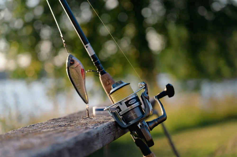 FISHING & WATERSPORTS