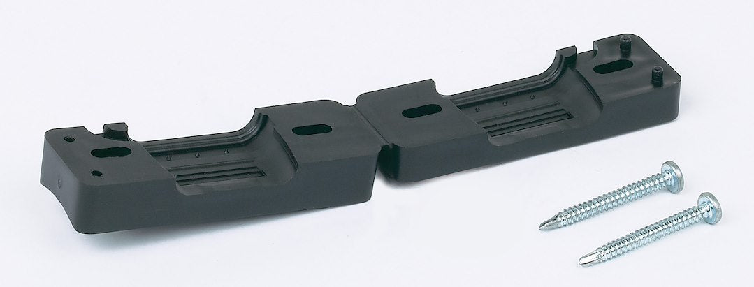 HUSKY TOWING 4 FLAT MOUNTING BRACKET [33400]
