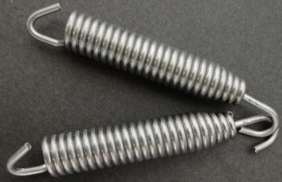 Helix Racing Stainless Steel Exhaust Spring 38mm [495-3800]
